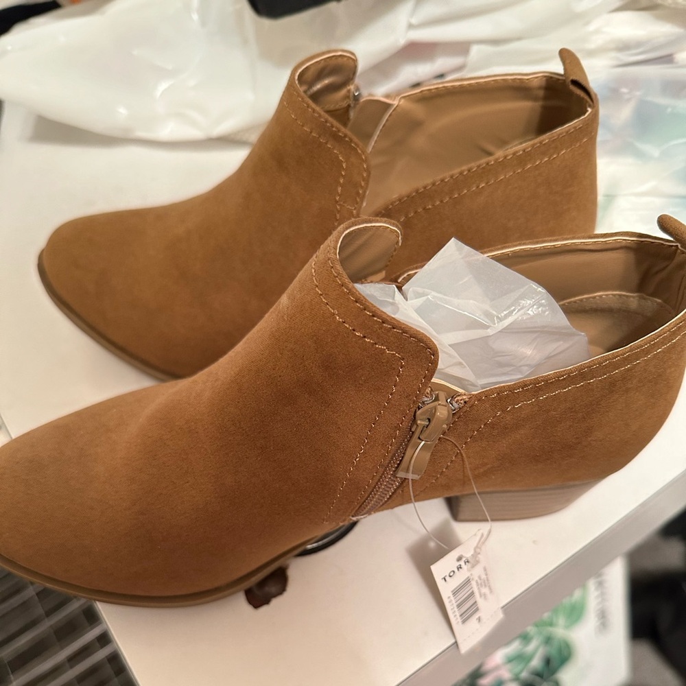 Size 7W torrid booties
